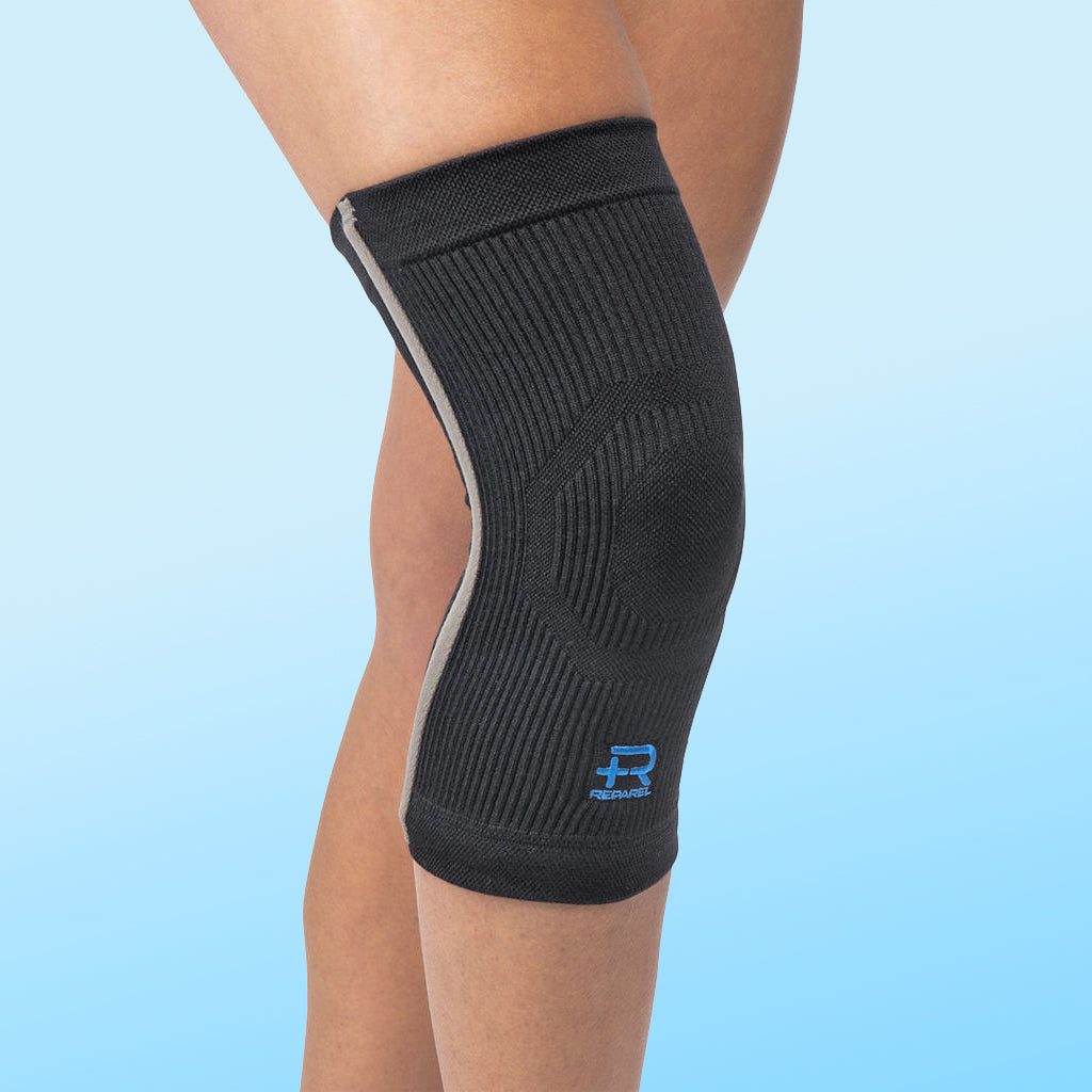 Functional Knee Support | Provides moderate support & stability to the Knee  | Color - Black (Single Piece)